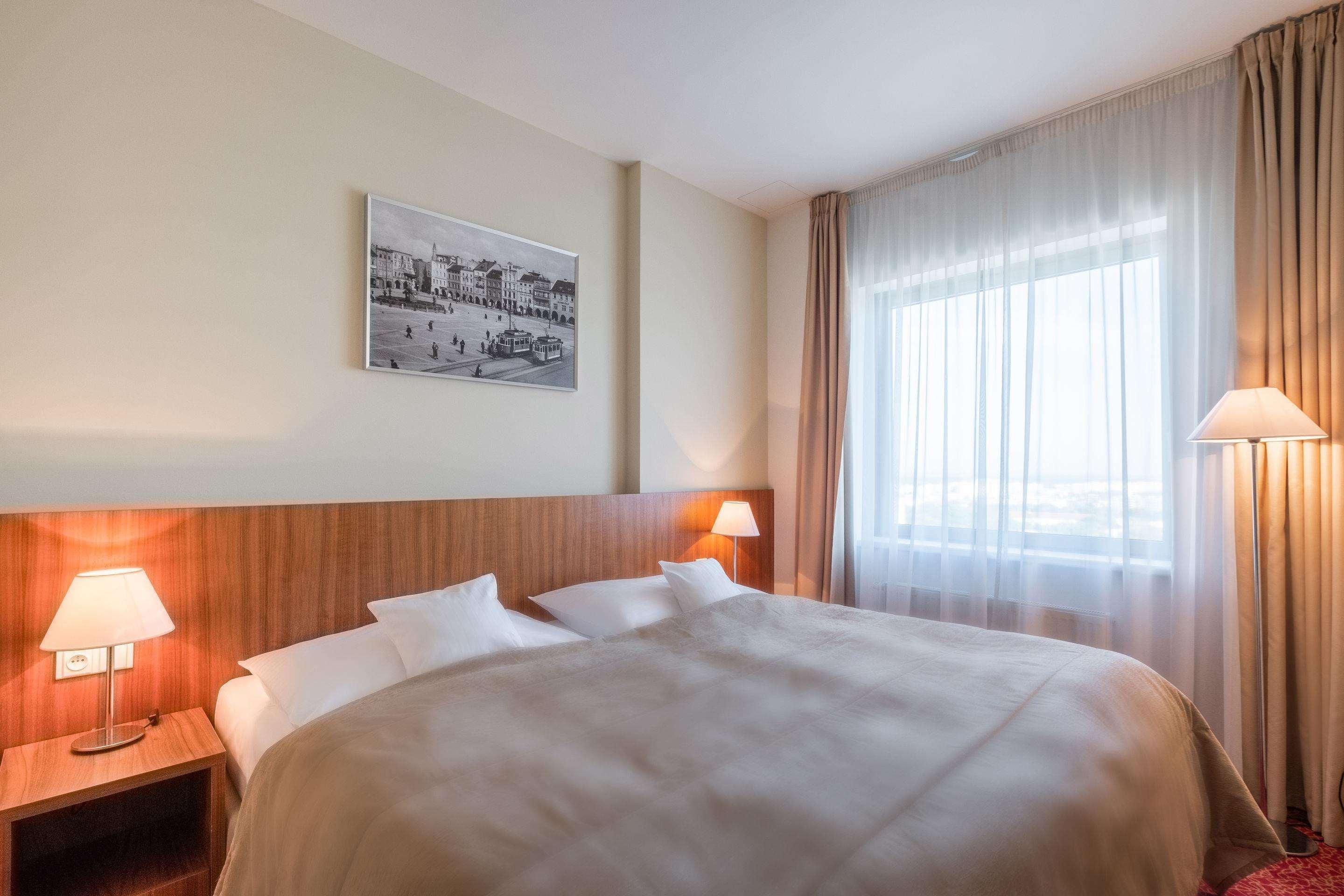 Clarion Congress Hotel Чешка Будьовица Екстериор снимка