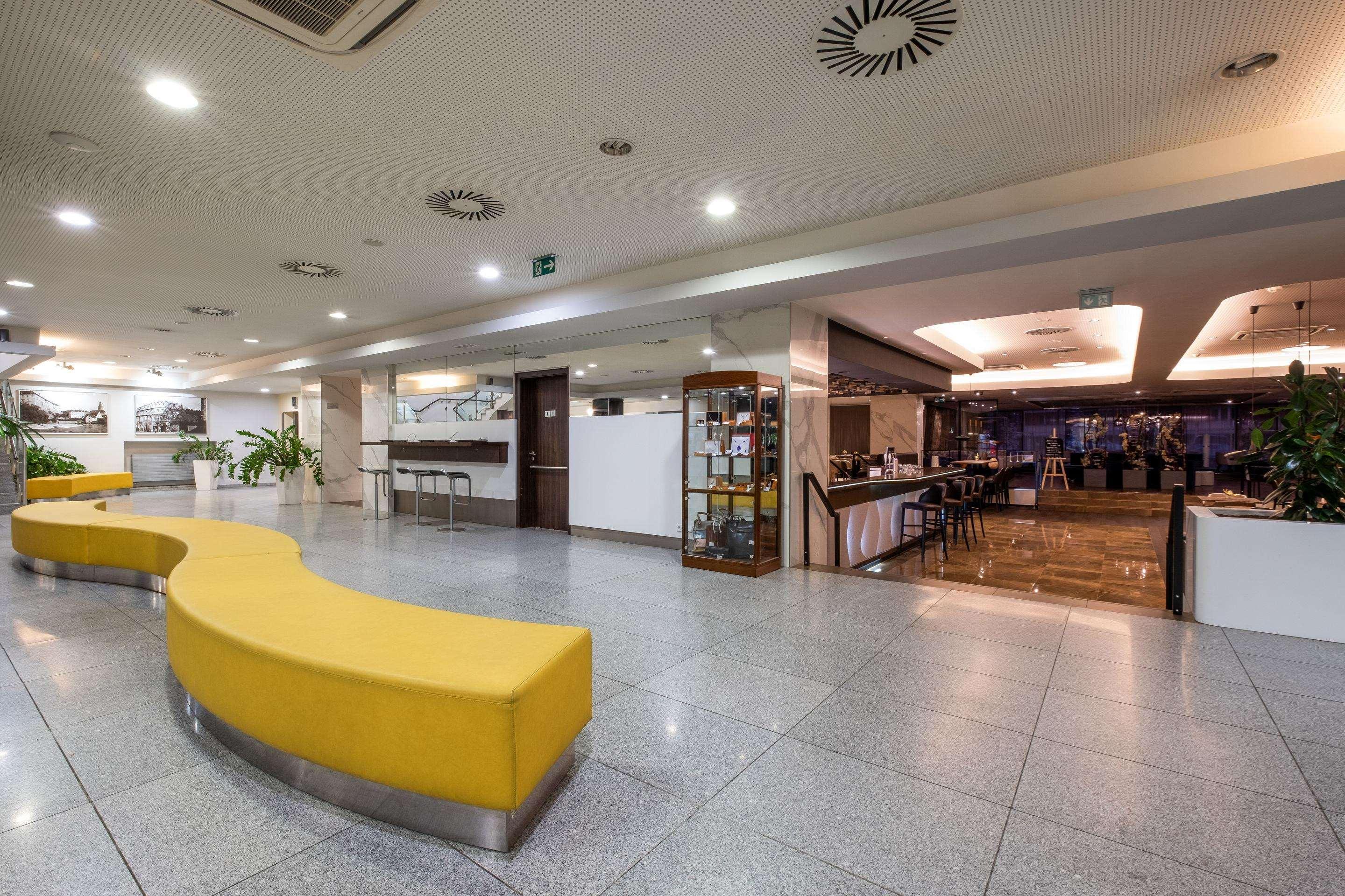 Clarion Congress Hotel Чешка Будьовица Екстериор снимка