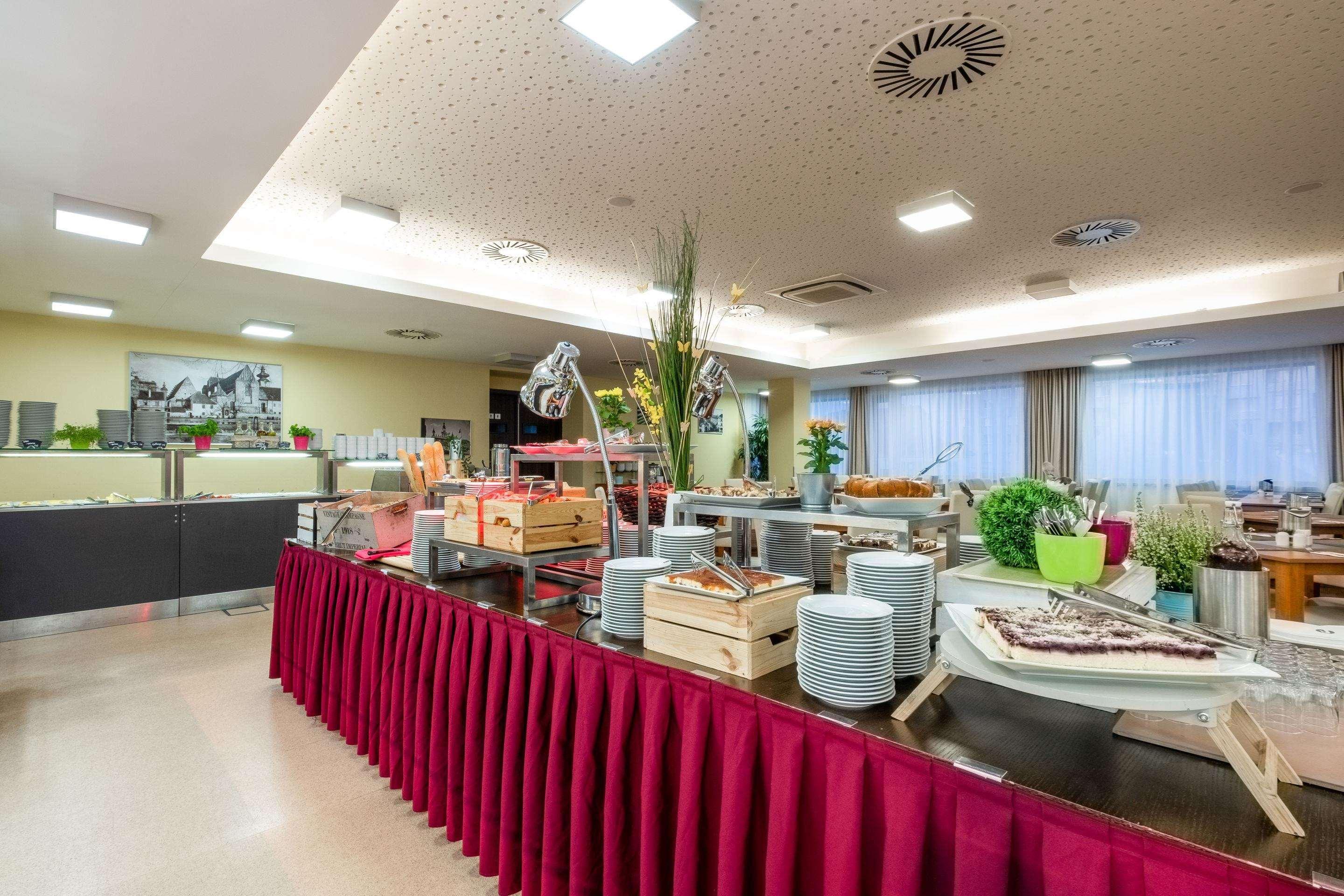 Clarion Congress Hotel Чешка Будьовица Екстериор снимка
