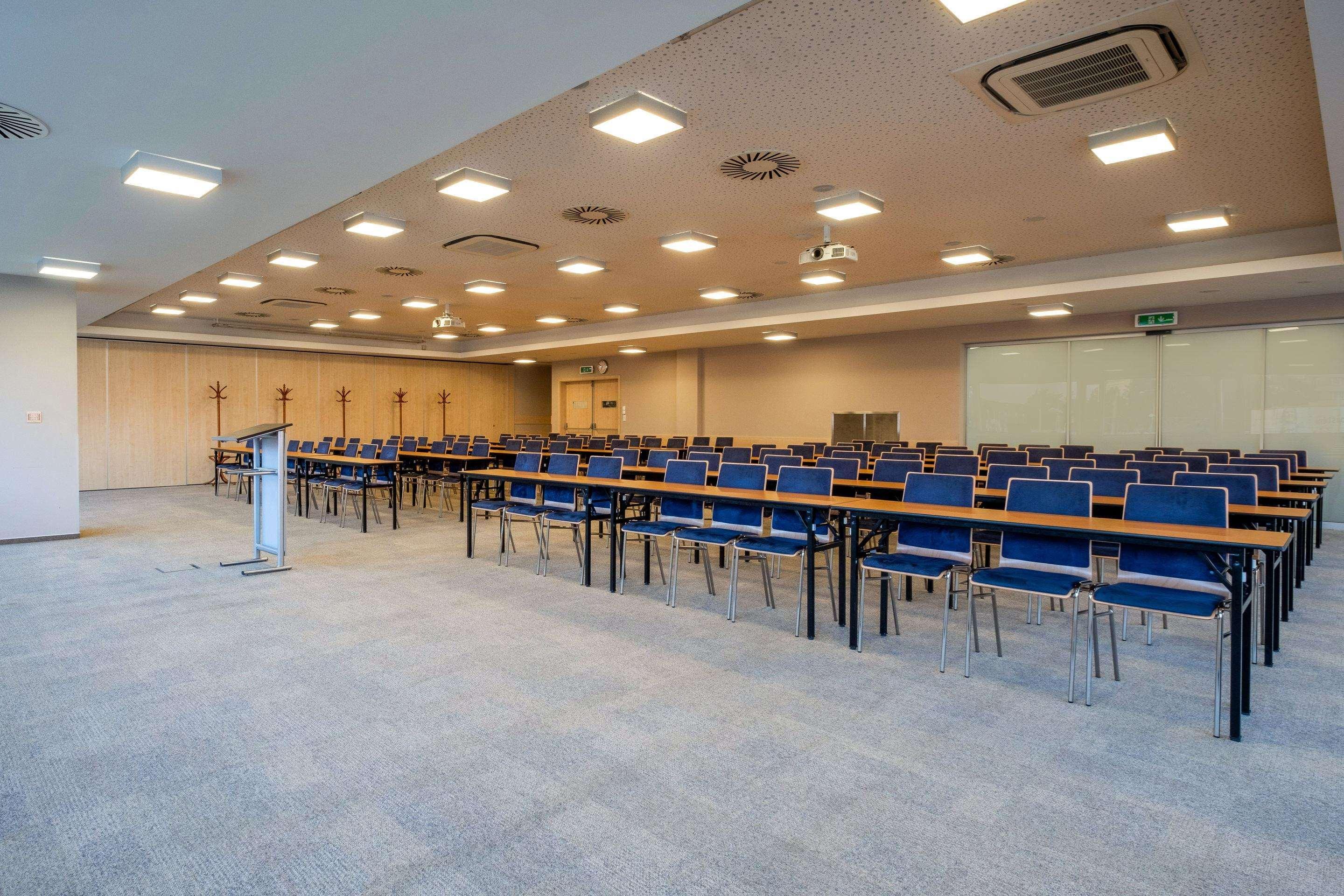 Clarion Congress Hotel Чешка Будьовица Екстериор снимка