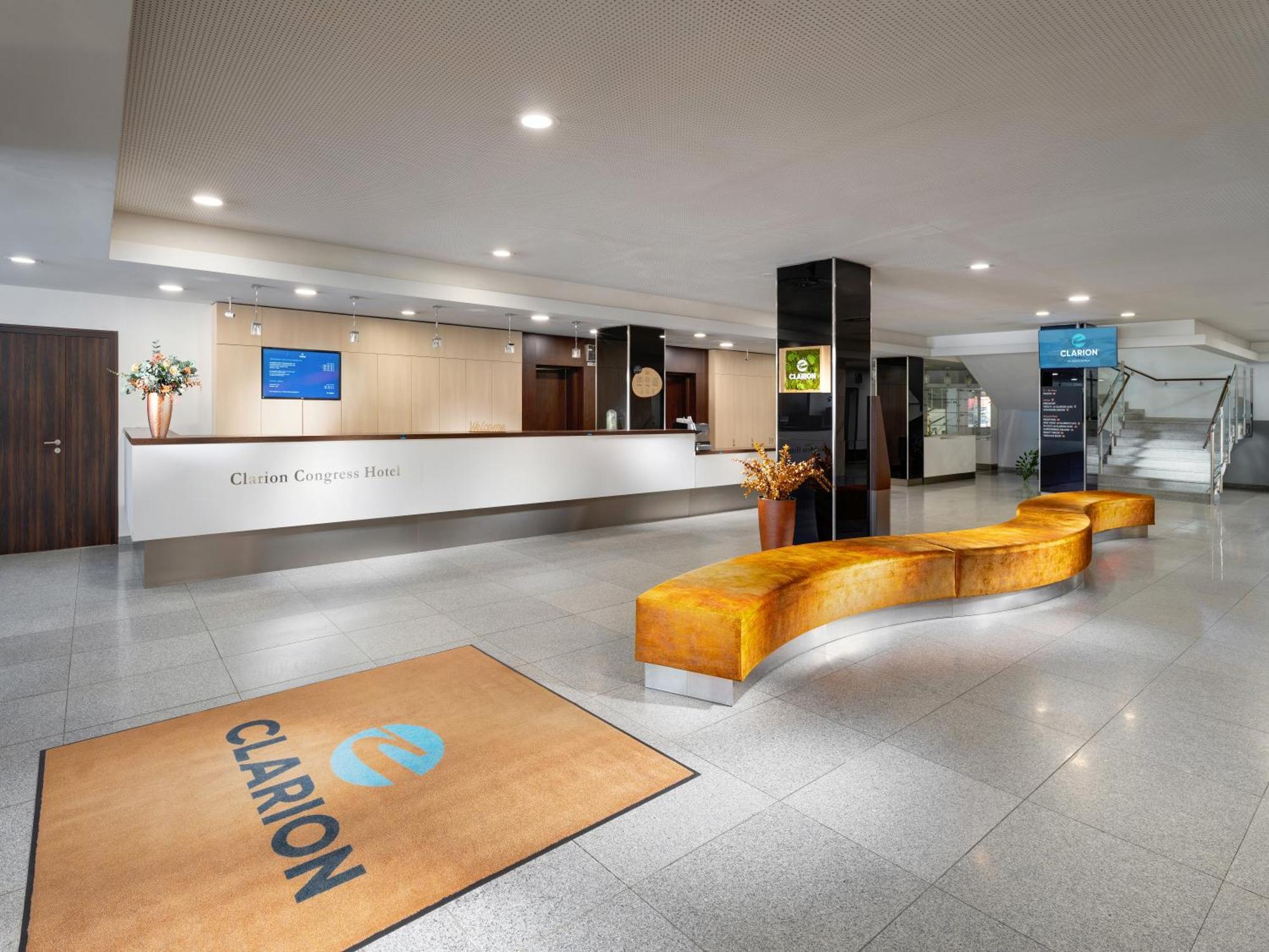 Clarion Congress Hotel Чешка Будьовица Екстериор снимка