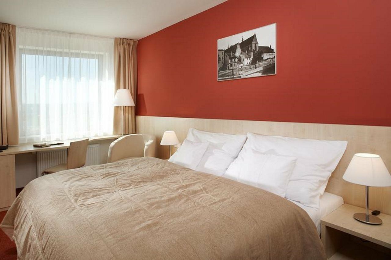 Clarion Congress Hotel Чешка Будьовица Екстериор снимка