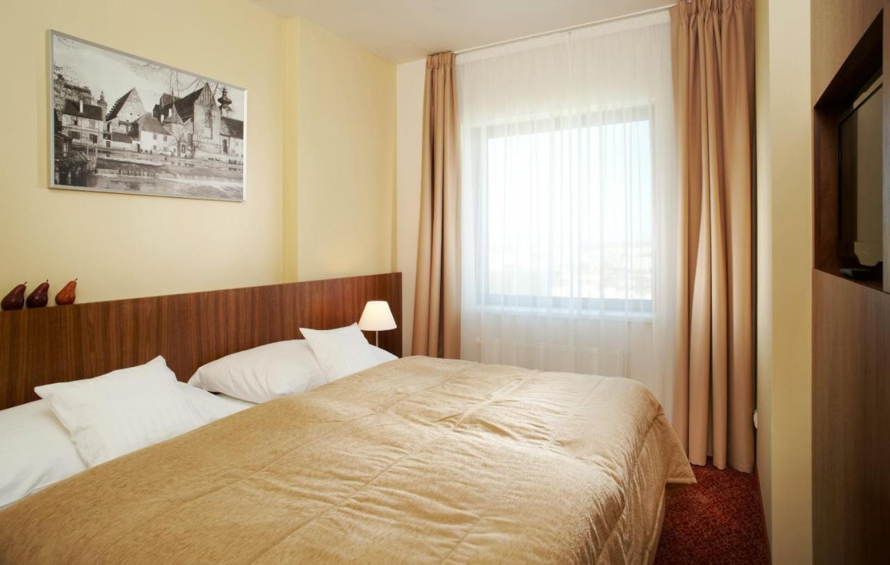 Clarion Congress Hotel Чешка Будьовица Екстериор снимка